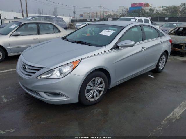 Hyundai SONATA Gls Image 2