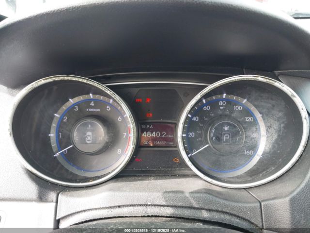 Hyundai SONATA Gls Image 12