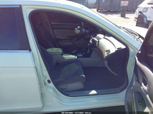 Honda Accord 2.4 Ex Image 11