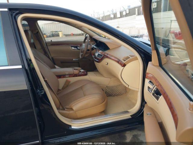 Mercedes-Benz S-Class Image 12