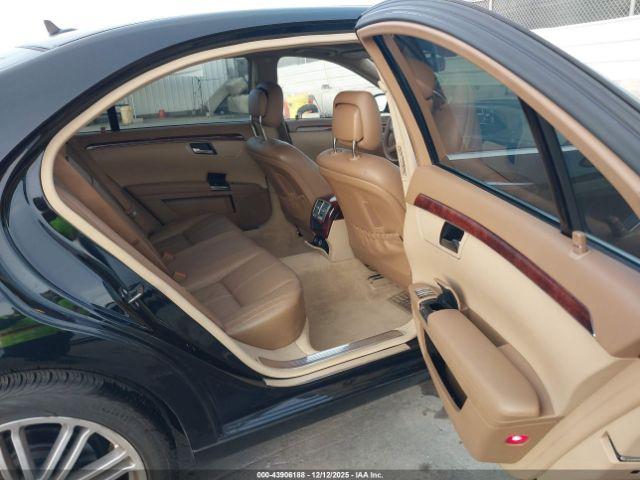 Mercedes-Benz S-Class Image 13