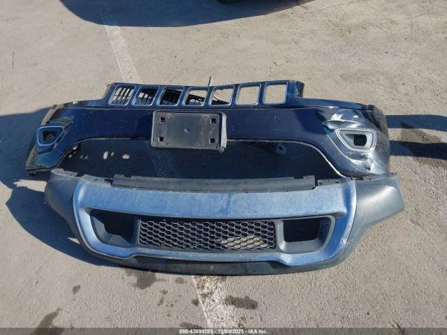 Jeep Grand Cherokee Limited Image 13