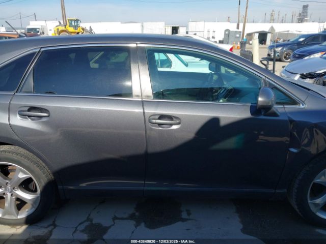 Toyota Venza Le V6 Image 8