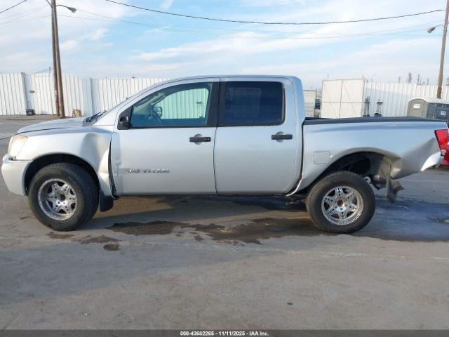 Nissan Titan Image 9