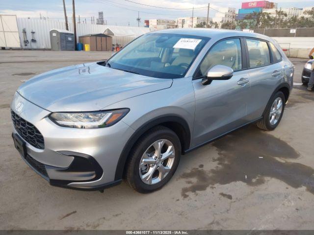 Honda HR-V 2wd Lx Image 2