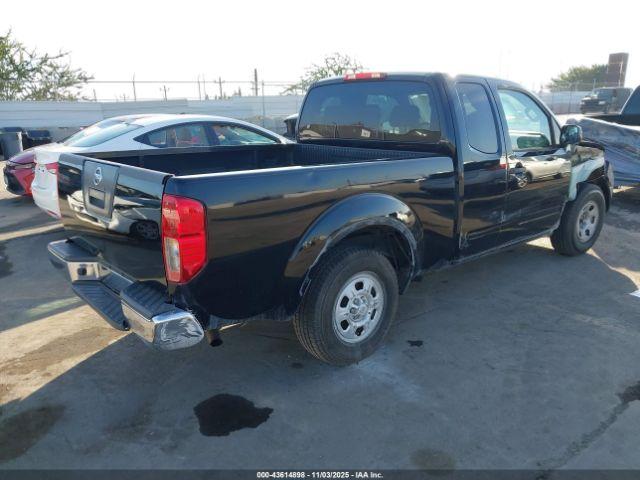 Nissan Frontier S Image 2