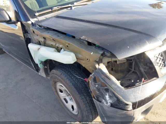 Nissan Frontier S Image 4