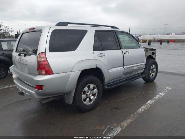 Toyota 4Runner Sr5 V6 Image 2
