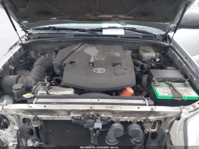 Toyota 4Runner Sr5 V6 Image 6