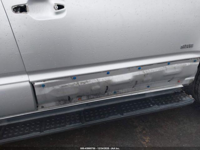 Toyota 4Runner Sr5 V6 Image 17