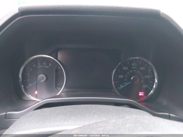 Ford F-150 Platinum Image 2