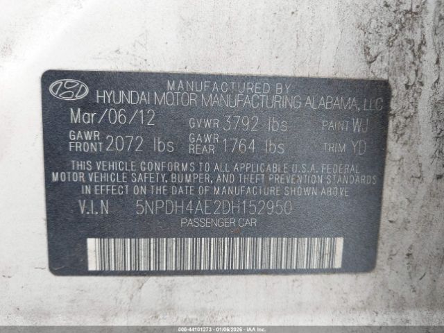 Hyundai ELANTRA Image 11