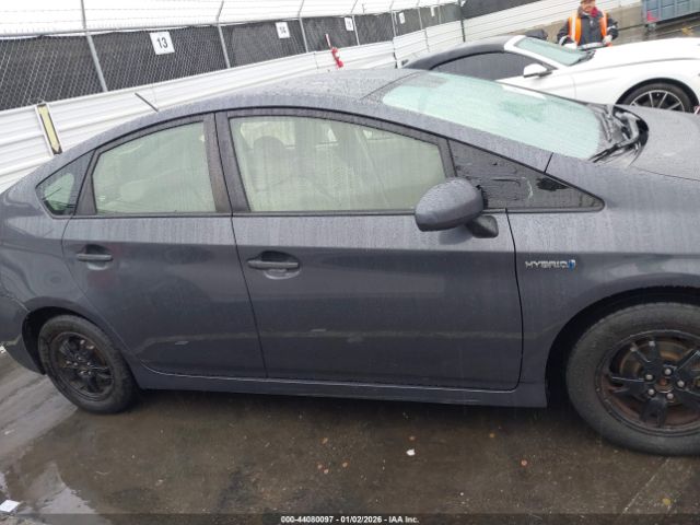 Toyota Prius Three Image 8