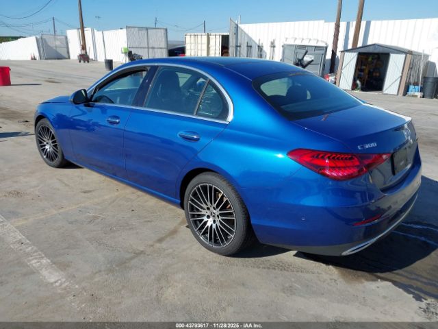 Mercedes-Benz C-Class Image 10