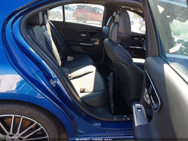 Mercedes-Benz C-Class Image 13