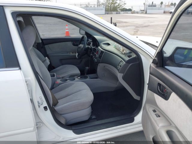 Kia Optima Lx Image 2