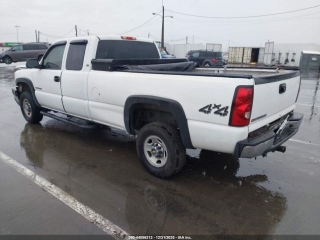 Chevrolet Silverado 2500 Work Truck Image 5