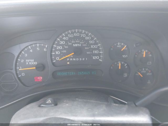 Chevrolet Silverado 2500 Work Truck Image 4