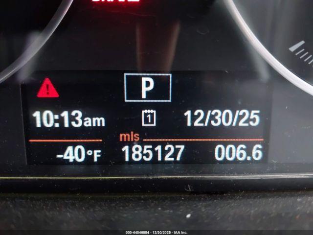 BMW 3 Series Image 6