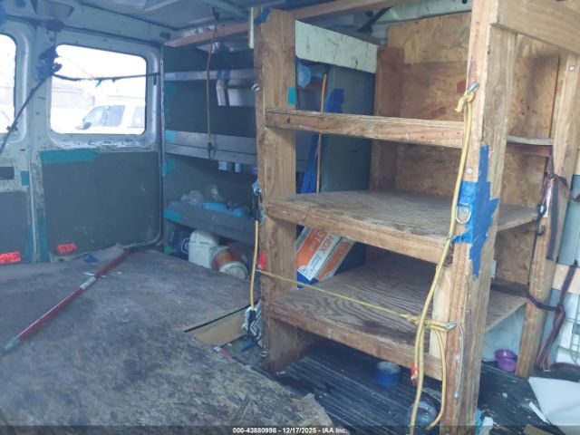 Ford E-250 Commercial Image 2