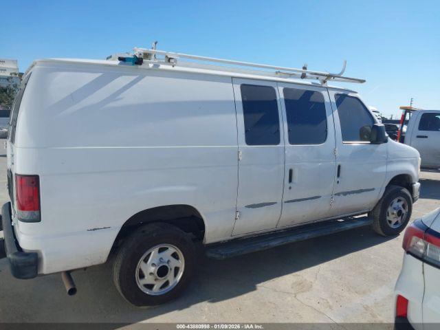 Ford E-250 Commercial Image 9