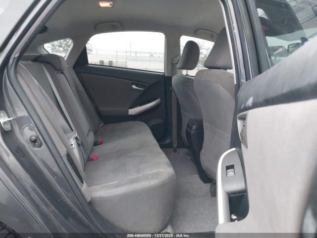 Toyota Prius Image 6