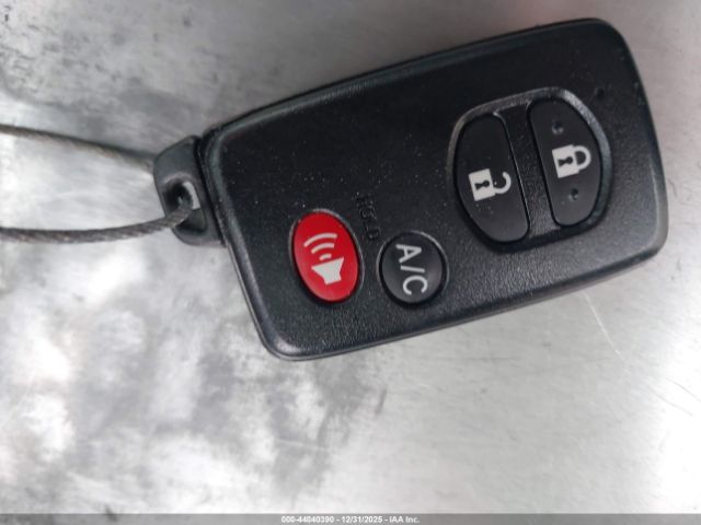 Toyota Prius Image 9