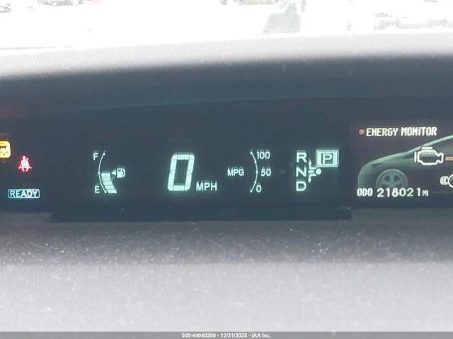 Toyota Prius Image 8