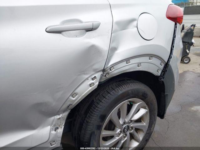 Hyundai TUCSON Se Image 5