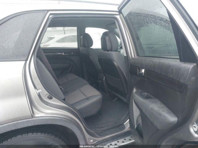 Kia Sorento Lx Image 5