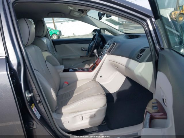 Toyota Venza Base V6 Image 16