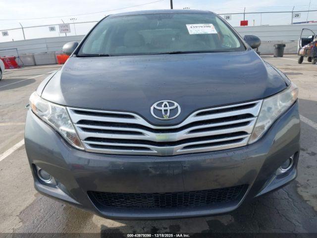 Toyota Venza Base V6 Image 10