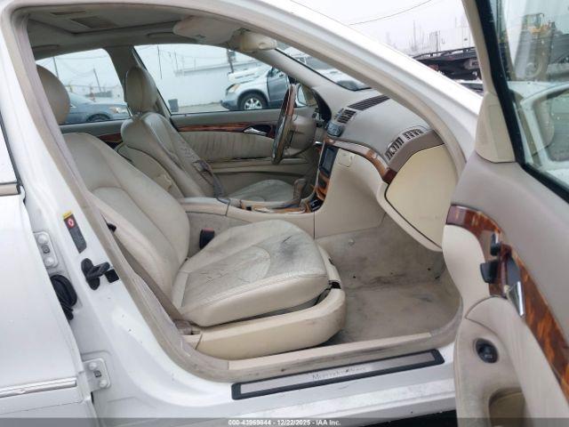 Mercedes-Benz E-Class Image 5