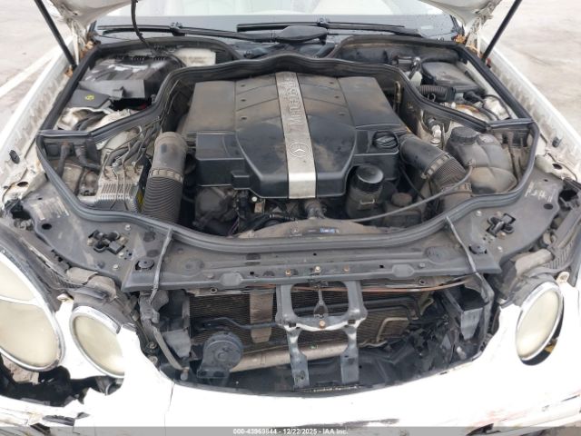 Mercedes-Benz E-Class Image 9