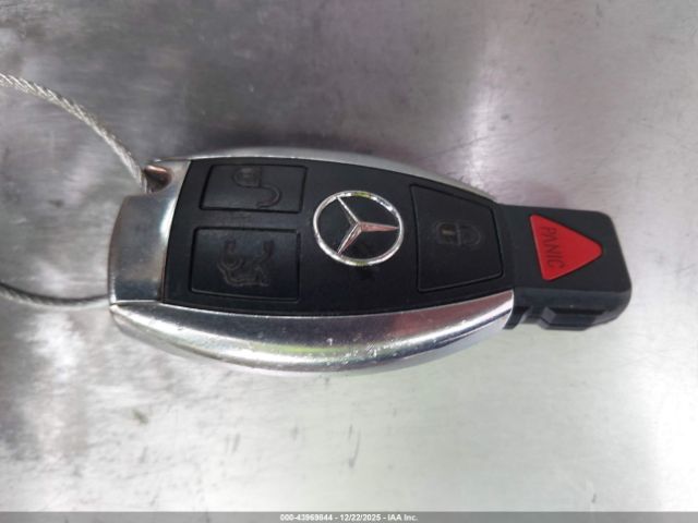 Mercedes-Benz E-Class Image 3