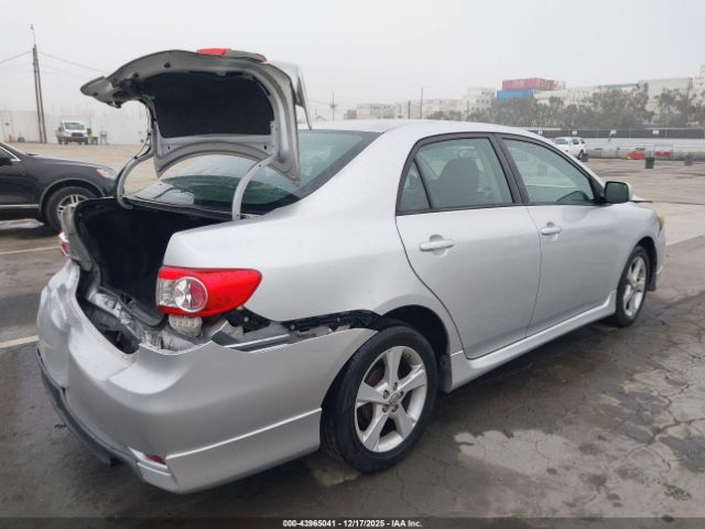 Toyota Corolla S Image 15
