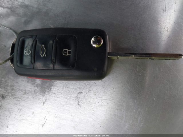 Volkswagen GTI Image 2