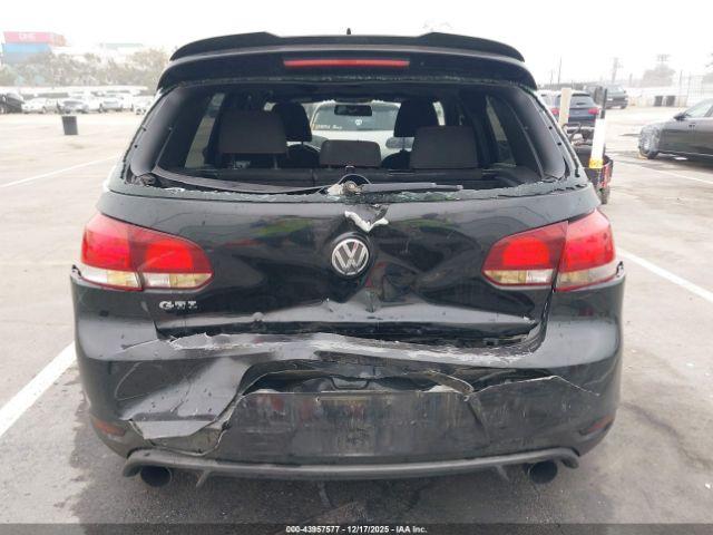 Volkswagen GTI Image 15