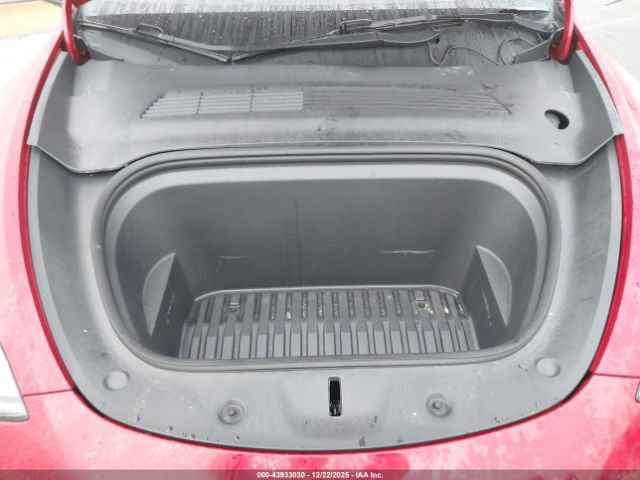 Tesla Model Y Long Range Dual Motor All-wheel Drive Image 19