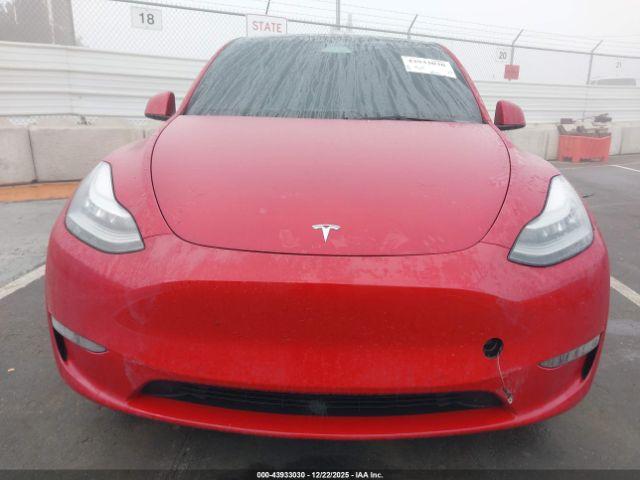 Tesla Model Y Long Range Dual Motor All-wheel Drive Image 7