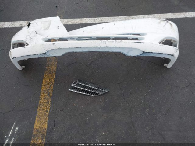 Toyota Camry Le Image 13