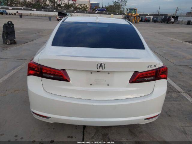 Acura TLX Image 13