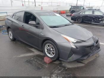  Salvage Toyota Prius