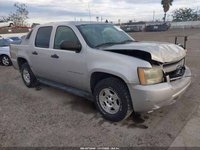 Chevrolet Avalanche 1500 Ls Image 1