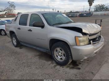  Salvage Chevrolet Avalanche 1500