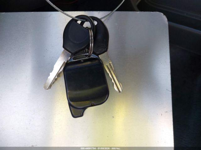 Nissan Frontier Se-v6 Image 12