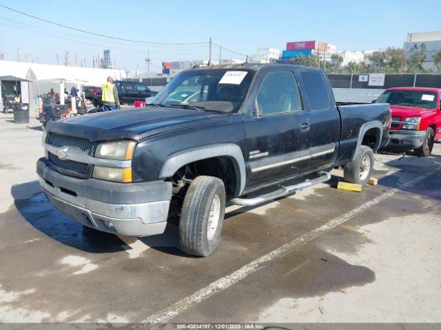 Chevrolet Silverado 2500 Lt Image 6
