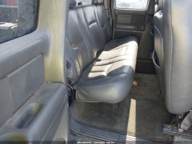 Chevrolet Silverado 2500 Lt Image 8