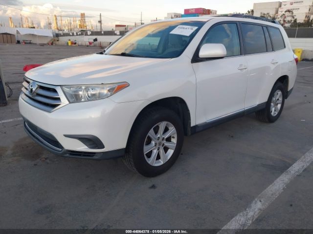 Toyota Highlander Base V6 Image 5