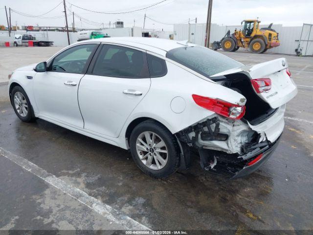 Kia Optima Lx Image 12